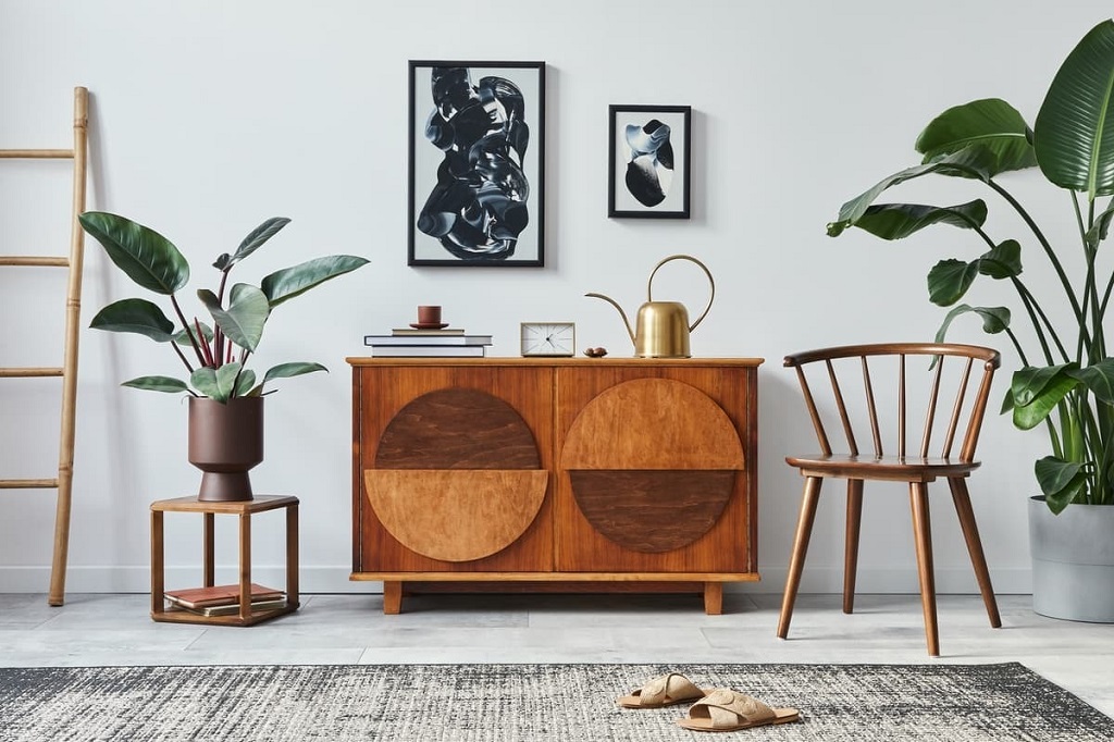 Stylish interior featuring a mix of vintage and modern pieces, highlighting decor ideas that remain evergreen
